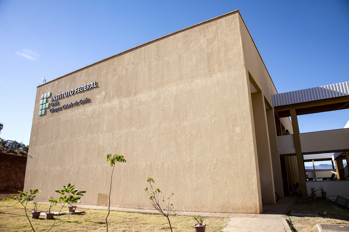 Fachada da sede do IFG-câmpus Cidade de Goiás, localizada no bairro Bauman Fachada da sede do IFG-câmpus Cidade de Goiás, localizada no bairro Bauman